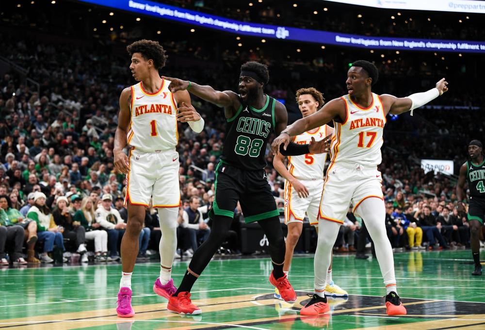 一名中场组 一名中场组